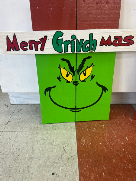 Grinch, Wooden sign